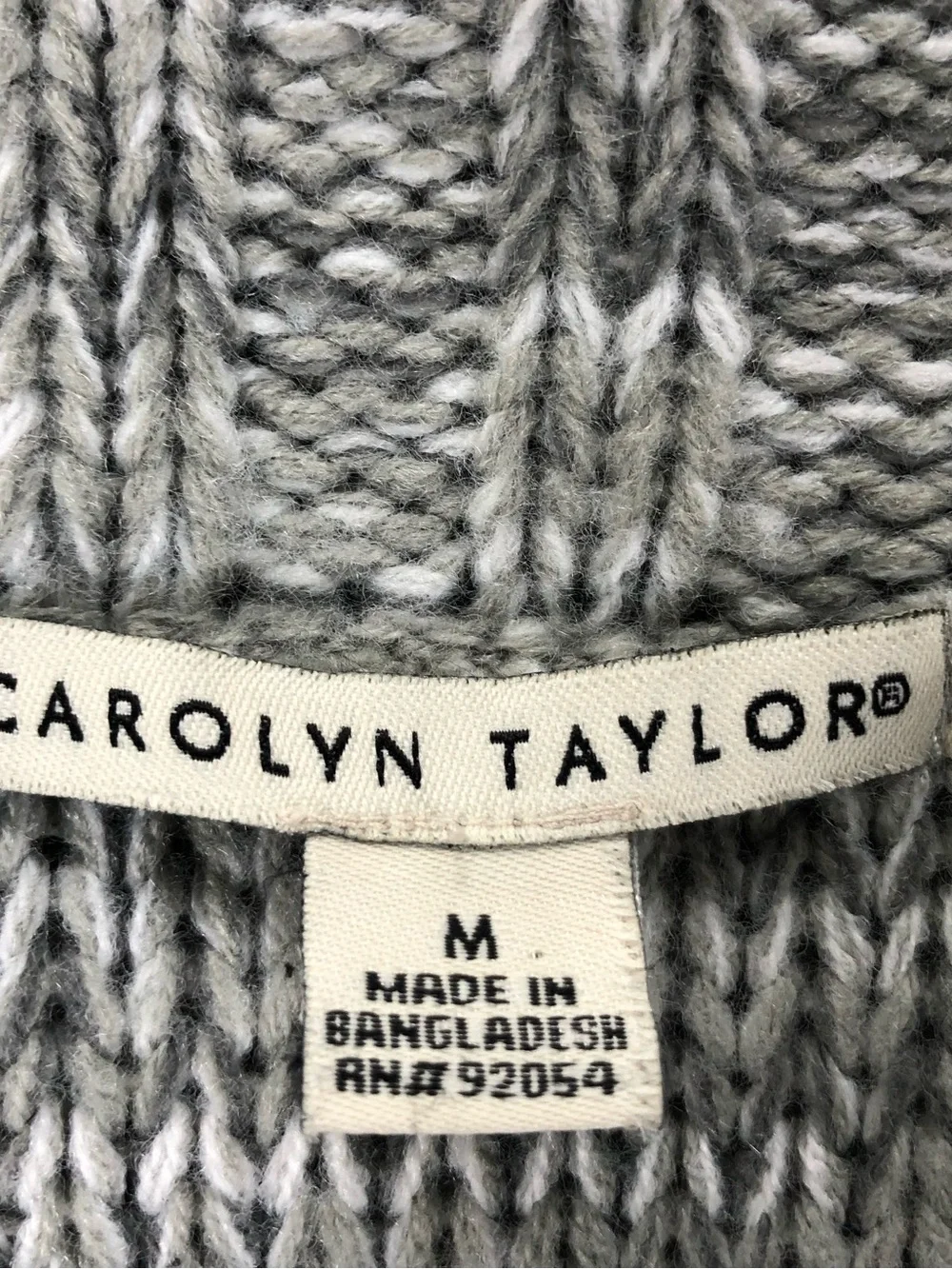 Carolyn Taylor Cable Knit Sweater M Women’s Gray Marled Cowl Neck